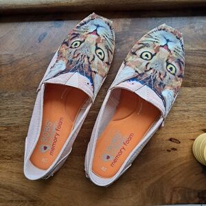 BOBS Memory Foam Cat Shoes Women Size 7